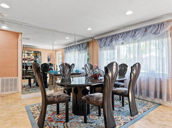 5151 NE 8th Avenue, Deerfield Beach FL 33064