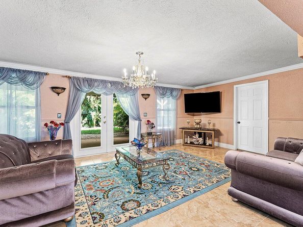 5151 NE 8th Avenue, Deerfield Beach FL 33064