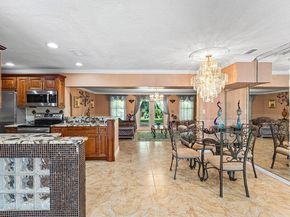 5151 NE 8th Avenue, Deerfield Beach FL 33064