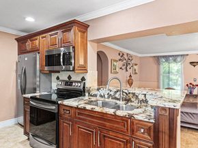 5151 NE 8th Avenue, Deerfield Beach FL 33064