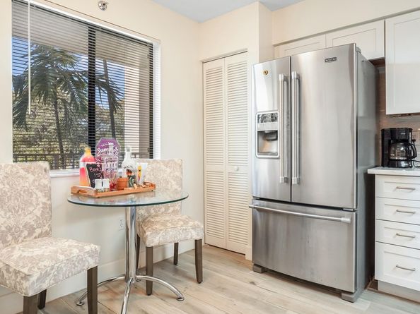 2334 S Cypress Bend Dr 302, Pompano Beach FL 33069