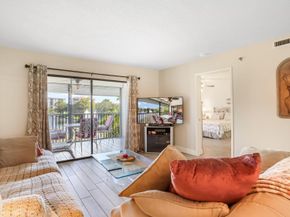 2334 S Cypress Bend Dr 302, Pompano Beach FL 33069