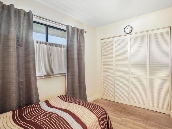 2334 S Cypress Bend Dr 302, Pompano Beach FL 33069