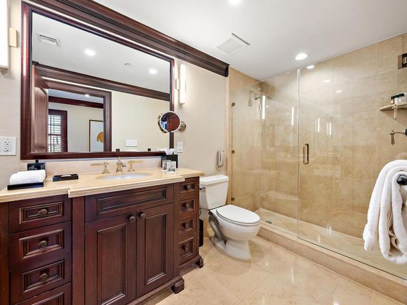 301 Australian Avenue 301, Palm Beach FL 33480