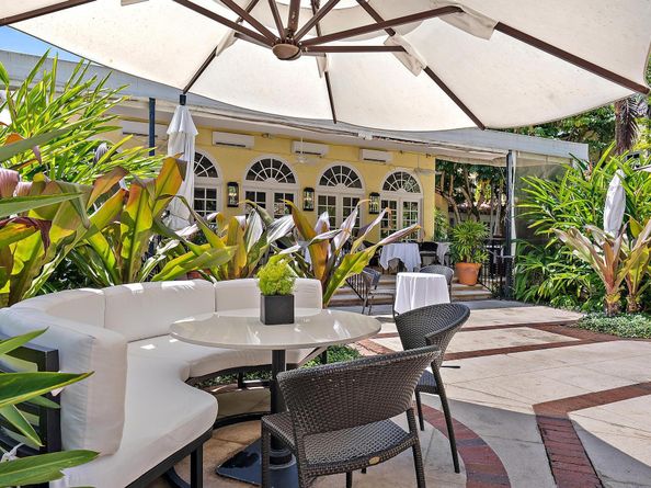 301 Australian Avenue 301, Palm Beach FL 33480