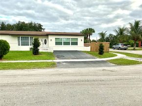 3470 NW 39th St, Lauderdale Lakes FL 33309