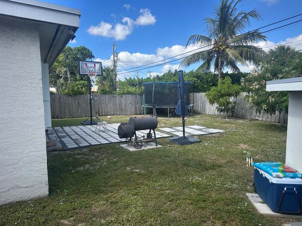 430 W 25th Street, Riviera Beach FL 33404