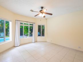 4500 NE 15th Ave, Oakland Park FL 33334