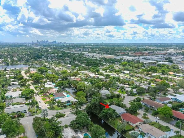 4500 NE 15th Ave, Oakland Park FL 33334