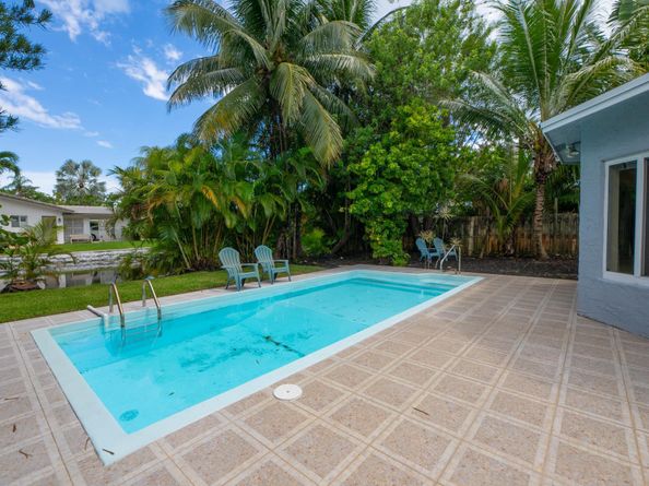 4500 NE 15th Ave, Oakland Park FL 33334
