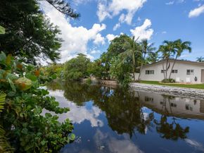 4500 NE 15th Ave, Oakland Park FL 33334