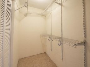 4500 NE 15th Ave, Oakland Park FL 33334