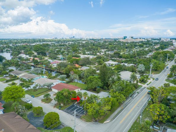 4500 NE 15th Ave, Oakland Park FL 33334