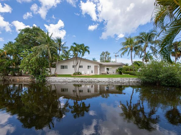 4500 NE 15th Ave, Oakland Park FL 33334