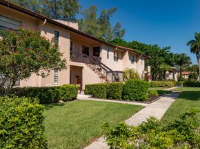 9282 Vista Del Lago D, Boca Raton FL 33428