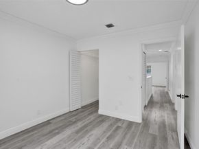 8500 NW 57th Dr, Coral Springs FL 33067
