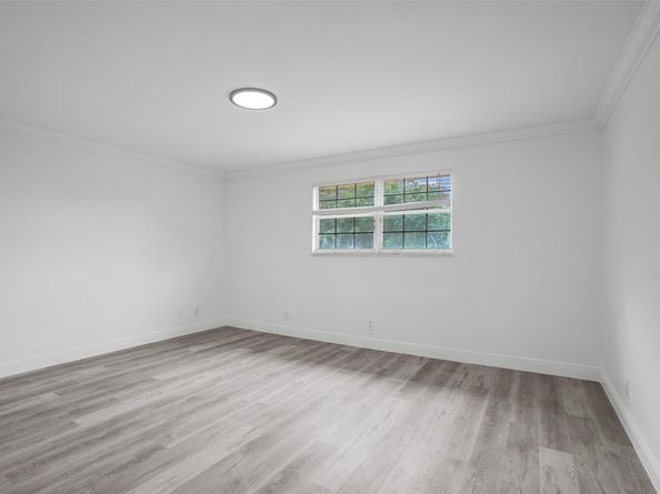 8500 NW 57th Dr, Coral Springs FL 33067