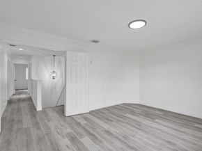 8500 NW 57th Dr, Coral Springs FL 33067