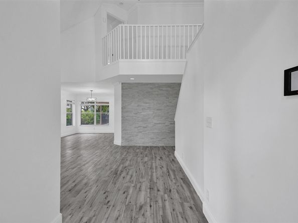 8500 NW 57th Dr, Coral Springs FL 33067