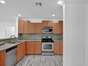 8500 NW 57th Dr, Coral Springs FL 33067
