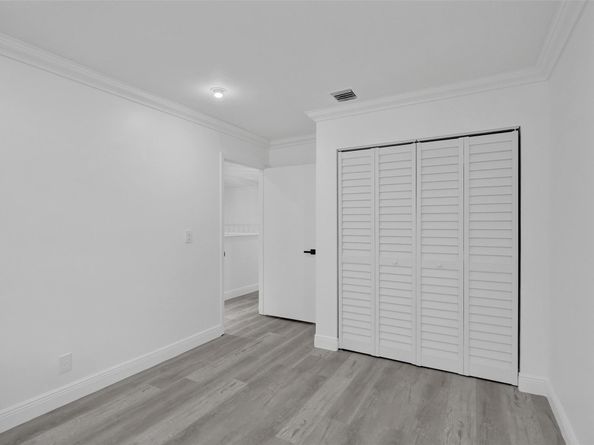 8500 NW 57th Dr, Coral Springs FL 33067