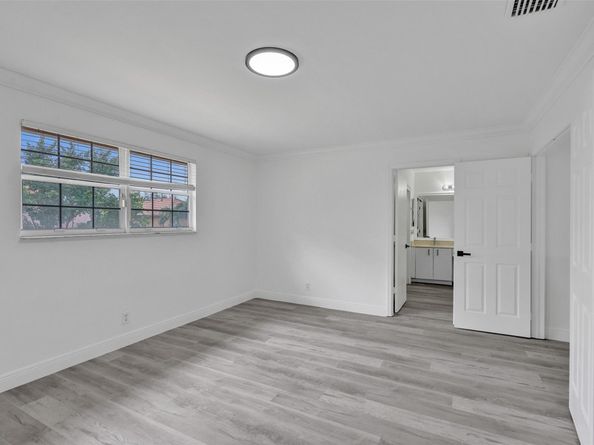 8500 NW 57th Dr, Coral Springs FL 33067