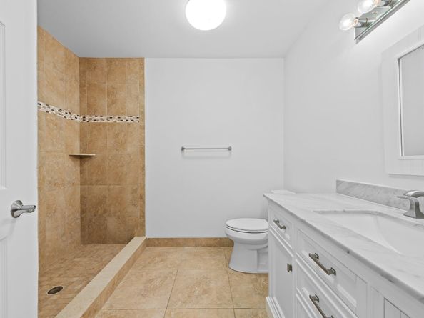 141 Sand Pine Drive, Jupiter FL 33477