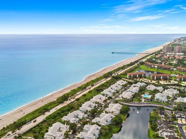 141 Sand Pine Drive, Jupiter FL 33477