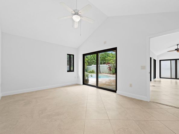 141 Sand Pine Drive, Jupiter FL 33477