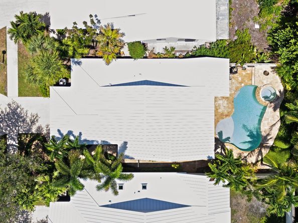 141 Sand Pine Drive, Jupiter FL 33477