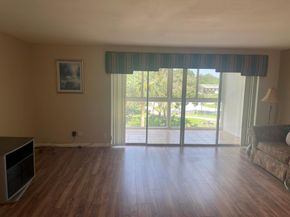 225 Bonnie Boulevard 212, Palm Springs FL 33461
