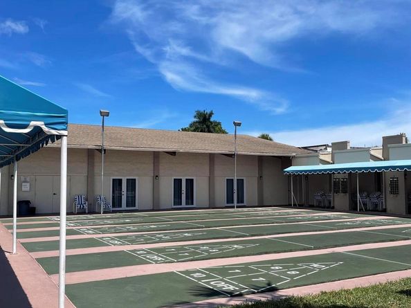 225 Bonnie Boulevard 212, Palm Springs FL 33461