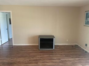 225 Bonnie Boulevard 212, Palm Springs FL 33461