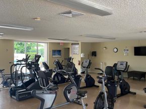 225 Bonnie Boulevard 212, Palm Springs FL 33461