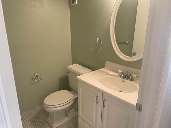 225 Bonnie Boulevard 212, Palm Springs FL 33461