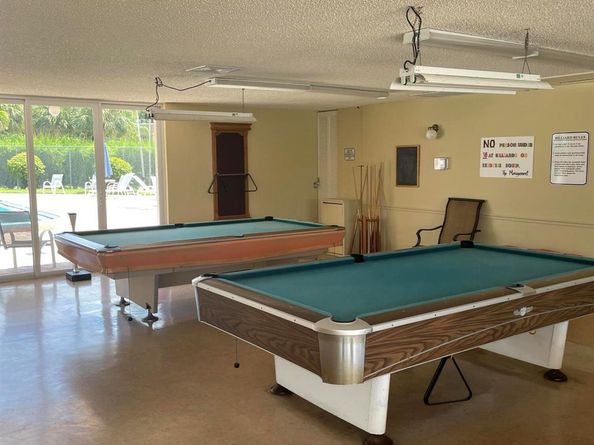 225 Bonnie Boulevard 212, Palm Springs FL 33461