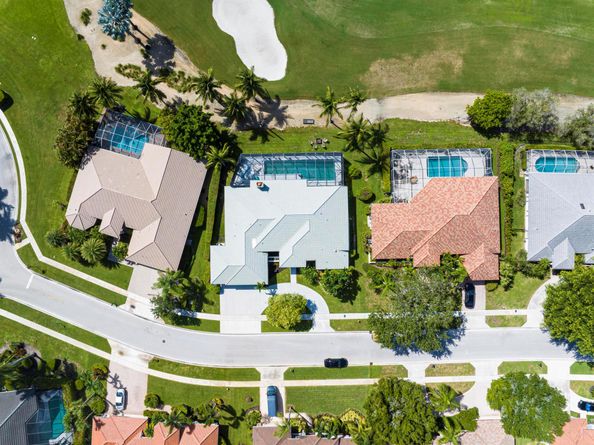1902 S Club Drive, Wellington FL 33414