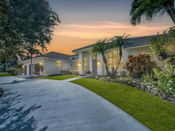 1902 S Club Drive