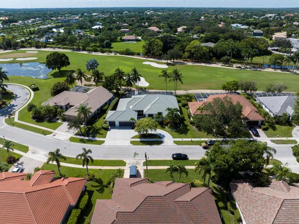 1902 S Club Drive, Wellington FL 33414