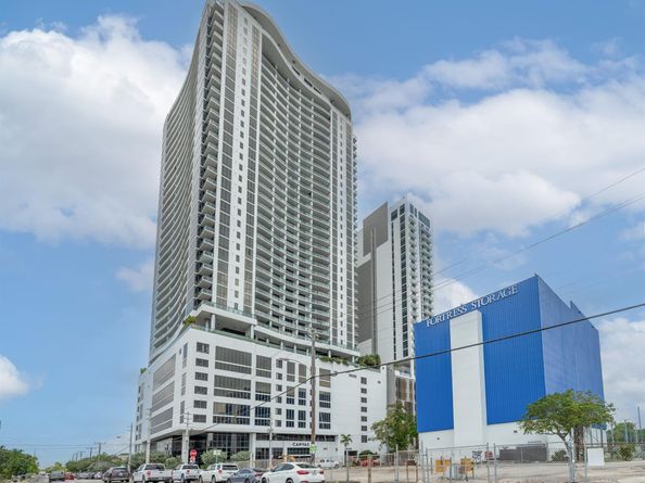 1600 NE 1st Ave 1507, Miami FL 33132