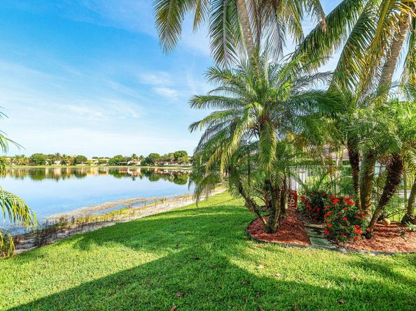3224 Turtle Cove, West Palm Beach FL 33411