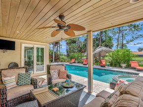 11 Berwick Road NE, Palm Beach Gardens FL 33418