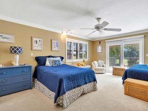 11 Berwick Road NE, Palm Beach Gardens FL 33418