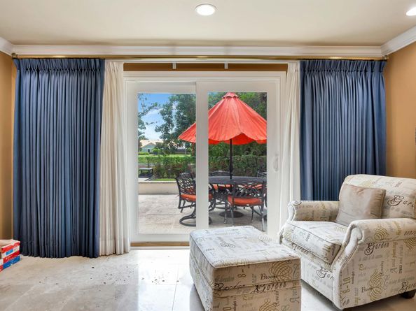11 Berwick Road NE, Palm Beach Gardens FL 33418