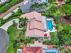 11 Berwick Road NE, Palm Beach Gardens FL 33418
