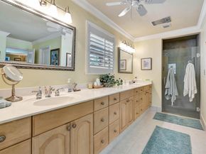 11 Berwick Road NE, Palm Beach Gardens FL 33418