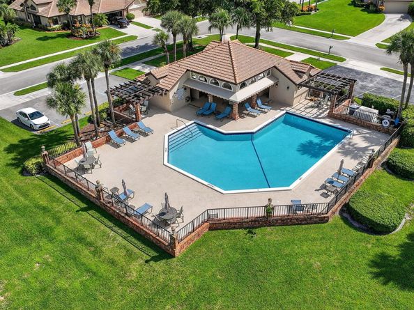 7186 Sweetbay Court, Boynton Beach FL 33472