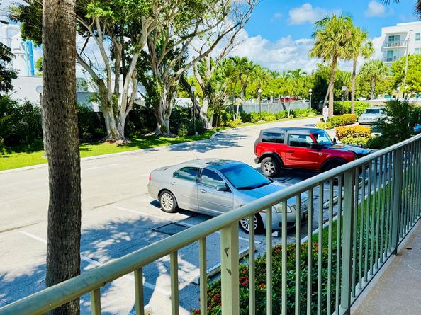 7030 Half Moon Circle 121, Hypoluxo FL 33462