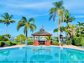 7030 Half Moon Circle 121, Hypoluxo FL 33462