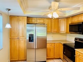 7030 Half Moon Circle 121, Hypoluxo FL 33462